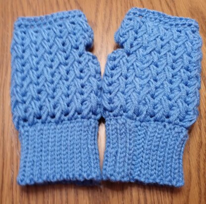 Angel Feathers Fingerless Gloves