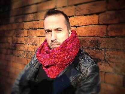 Snakes and Ladders Moebius Cowl