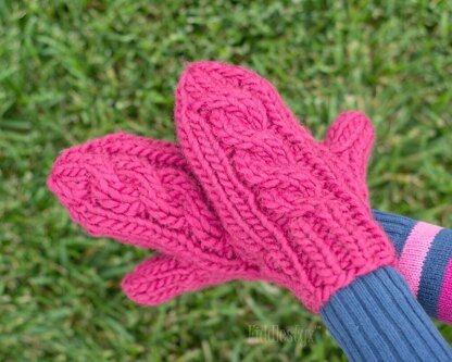 Aurora Mitts