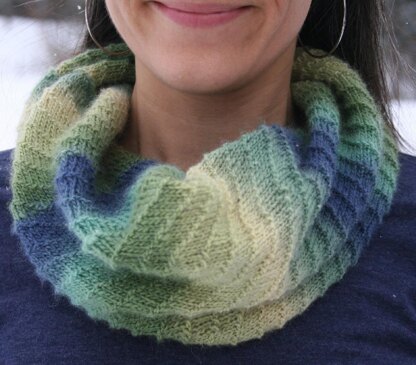 Northern Lights Cowl