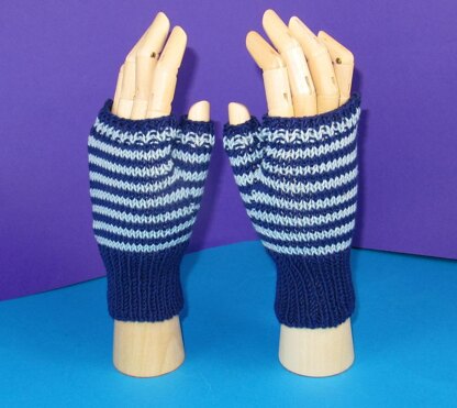 Easy Stripe Fingerless Gloves