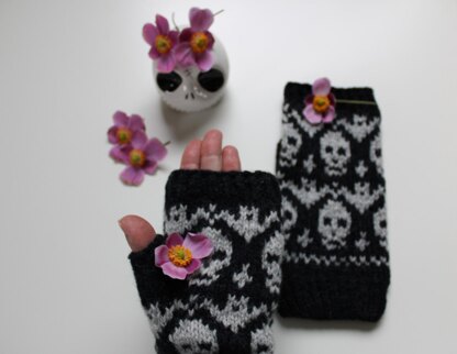 Dead Can Dance mitts