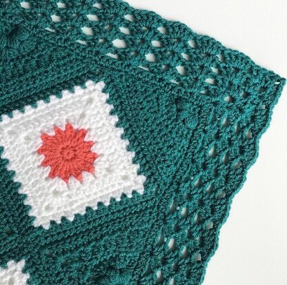 Buds & Blooms Blanket