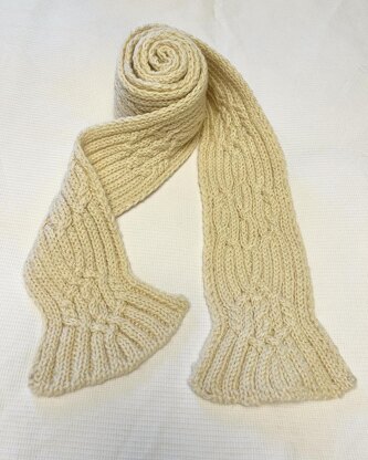 Reversible Cable Scarf