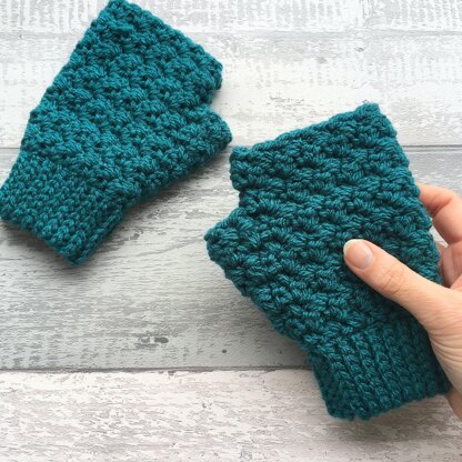 Cosy Vibes Fingerless Gloves