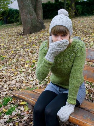 Constantine Hat and Mittens Set