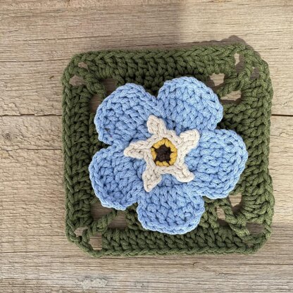 Forget me not Granny Square