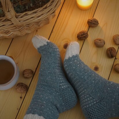 Schneeflöckchen Socks - knitting pattern