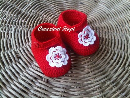 Red baby shoes with flower