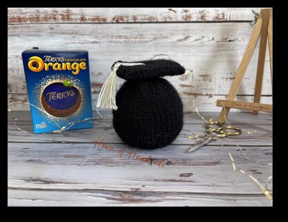 Graduation Chocolate Orange Cover and Bottle Topper Set