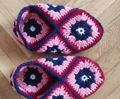 Square granny slippers