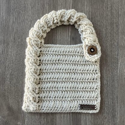 Cooper Cabled Bib