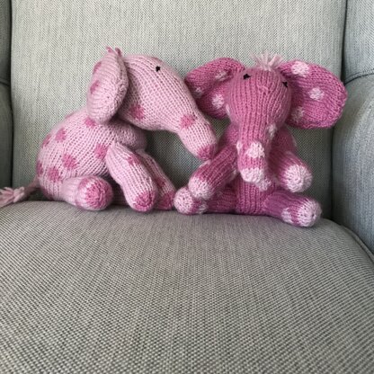 Noahs Ark - Elephants in Sirdar Snuggly Baby Bamboo DK