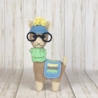 Llama with glases crochet pattern