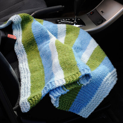 Compact Car Blanket in Lion Brand Wool-Ease Thick & Quick - L10446