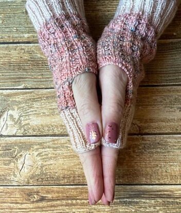 Made for More Fingerless Mitts