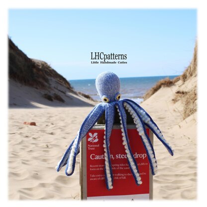 Arthur the Octopus / Squid Crochet Pattern