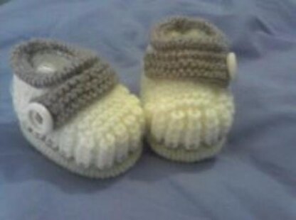 Tuck edge shoes double edge tuck booties. Boys cuffed Booties 0-3mths