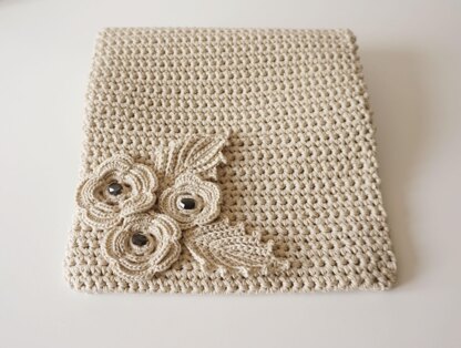 Crochet Flower Pochette Bag