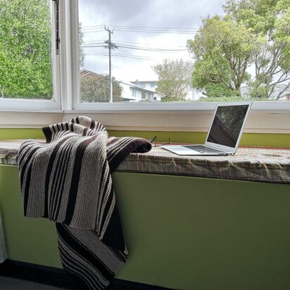Random Stripes Blanket - knitting pattern
