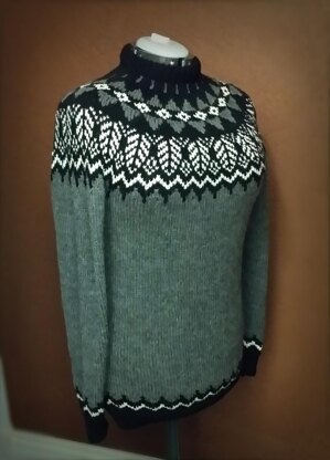 Carmanah Valley Pullover