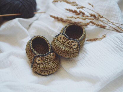 Two Button Moccasins