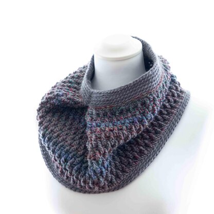 Crinkle Wrinkle Cowl