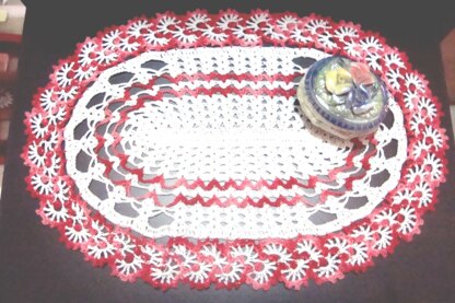 Oval Crochet Center-centerpiece with Irish roses-white cotton centerpiece-Italian  lace-mat crochet