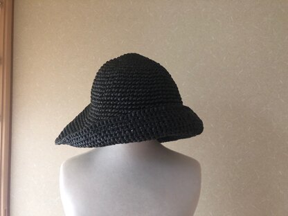 Long brim hat