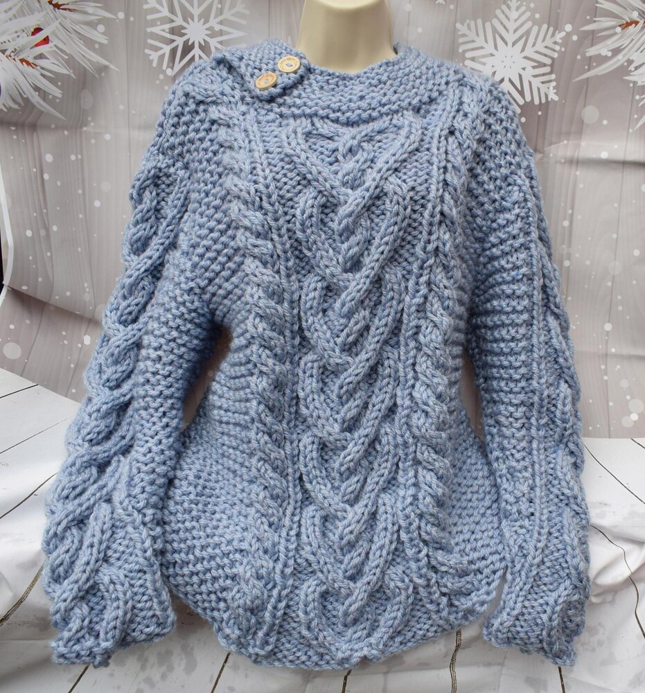 Knit on sale heart sweater