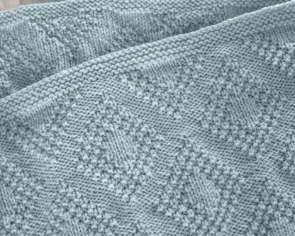 Seed Stitch Diamond Blanket