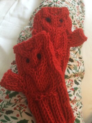 Ottie’s Red Owl mitts