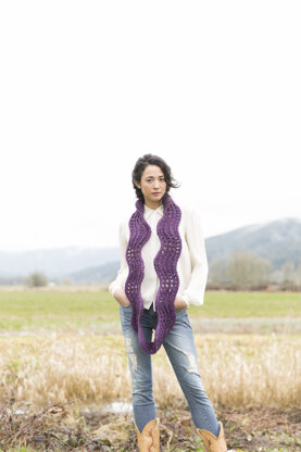 Infinity Scarf in Imperial Yarn Bulky 2 Strand - PC36 - Downloadable PDF
