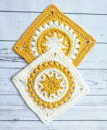 Sun Halos Square Blanket