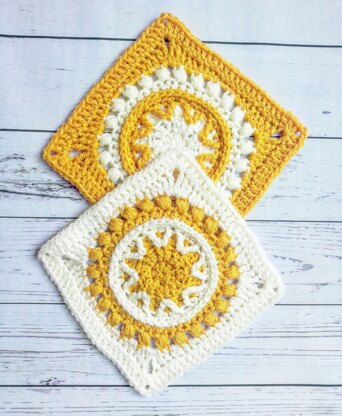 Sun Halos Square Blanket