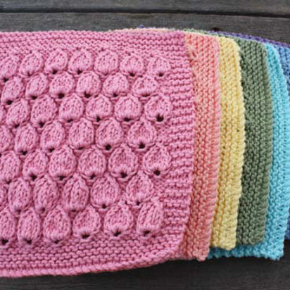 Raindrop Dishcloth in Lily Sugar 'n Cream Solids