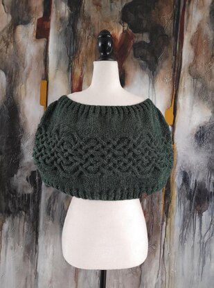 Clover Capelet