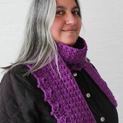 Herringbone Scarf with Lace Shells