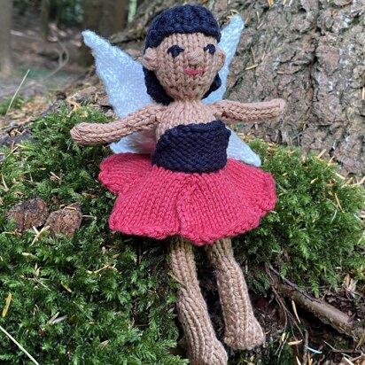 Poppy the flower fairy doll - knitting pattern