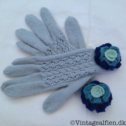 Alexandrine in light blue gloves in vintage style