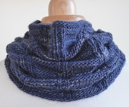 Ridge and spine cowl