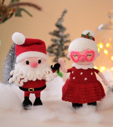 Santa Claus and Mrs Claus