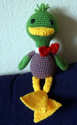 Amigurumi Häkelanleitung für den kleinen Erpel Paul