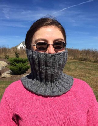 Mindless Cowl in Juniper Moon Farm Fourteen - Downloadable PDF