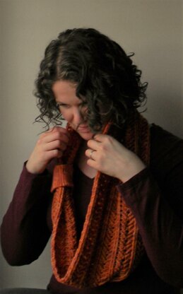 Pinna II Cowl