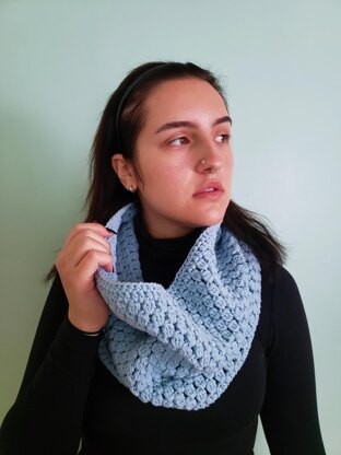 Stepping Stone Cowl