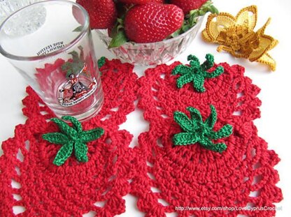 Crochet Strawberry Coaster