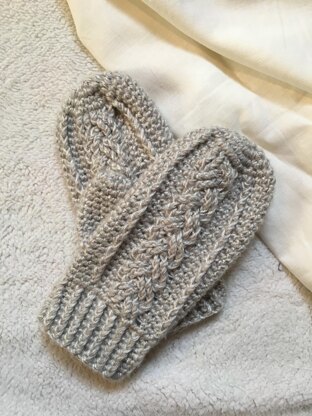 Katri Cable Mittens