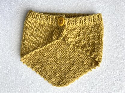 Baby triangle Bib, merino scarf