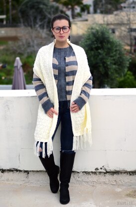 Akureyri textured knit scarf with fringe